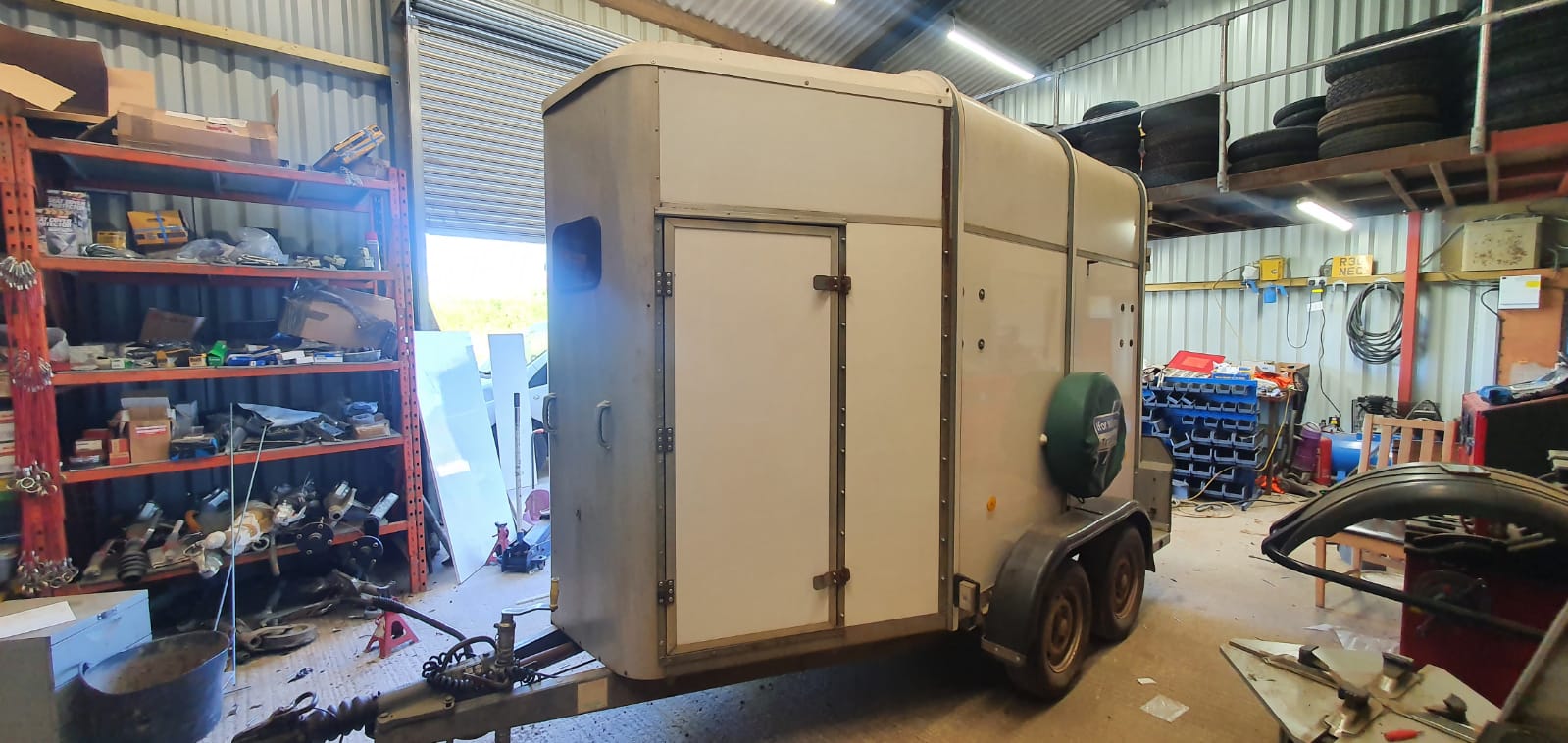 HB505 / HB510 White Panel Conversion